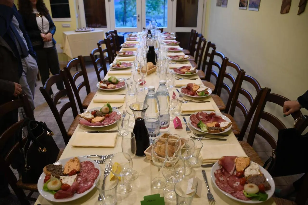 Agriturismo Il Sambuco Villa Siena Farm stay