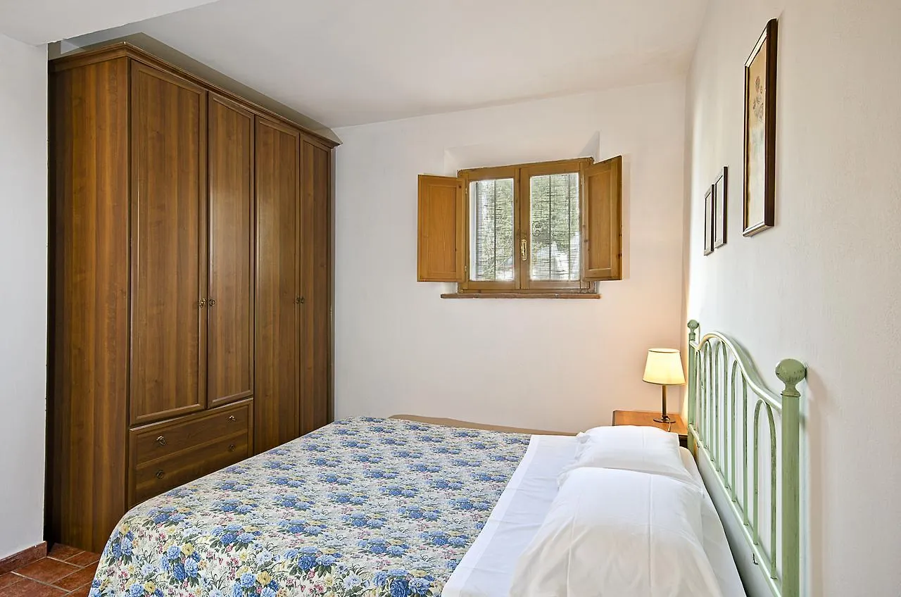 Farm stay Agriturismo Il Sambuco Villa Siena Italy