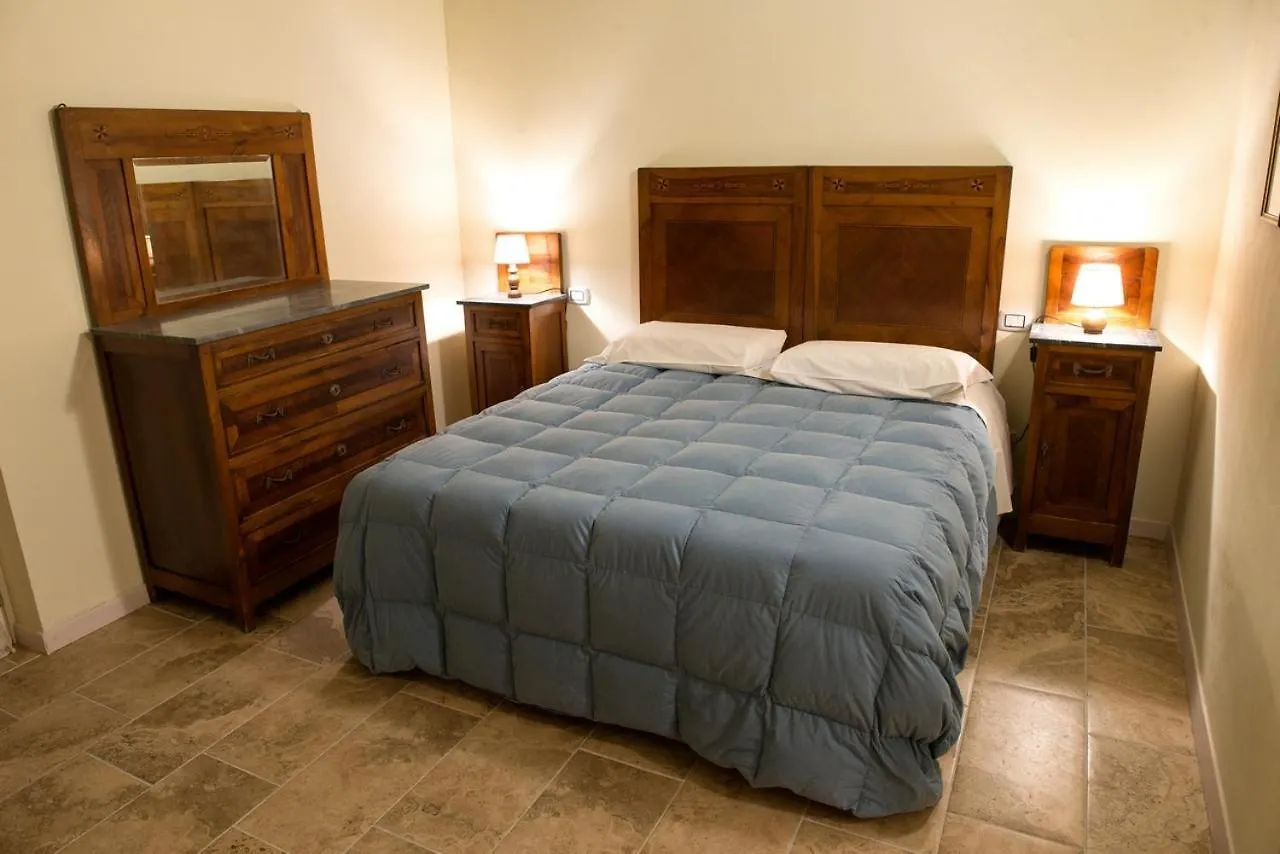 Farm stay Agriturismo Il Sambuco Villa Siena Italy